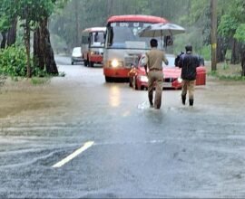 Wayanad district holiday red alert, Wayanad collector holiday announcement August 5, Kerala rain red alert Wayanad schools, Thamarassery churam traffic restriction