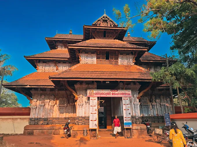 thiruvanchikulam-mahadeva-temple-kodungallur-history