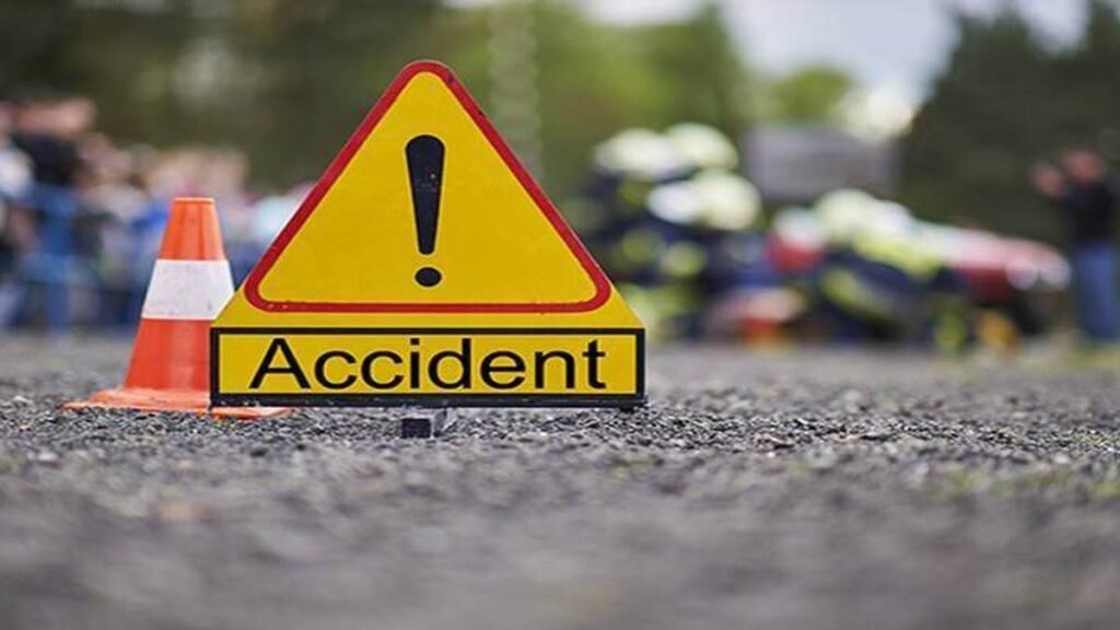 kodungallur-kottappuram-bypass-lorry-bike-accident