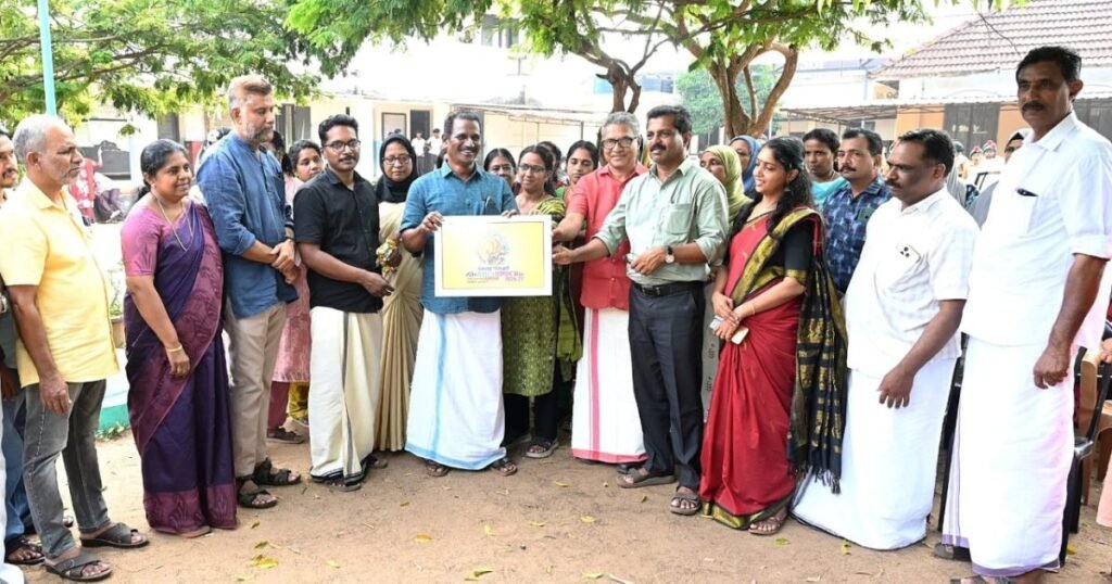 sub-district-school-kalolsavam-logo-release-kodungallur